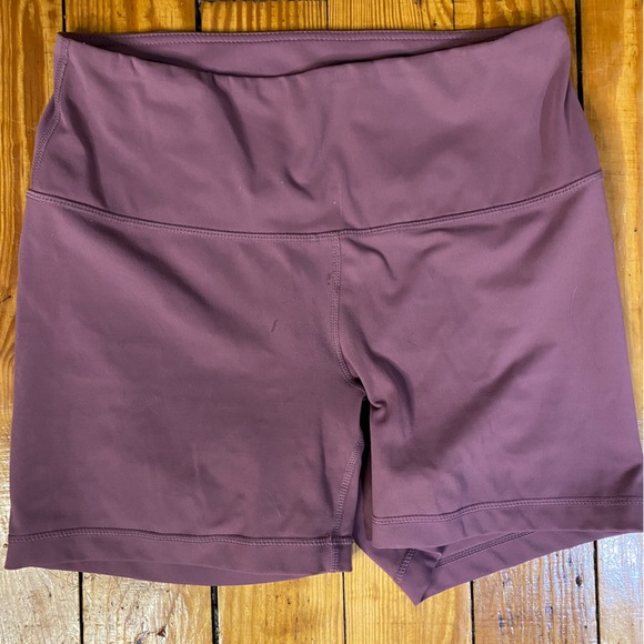Yogalicious Shorts Yogalicious Shorts Size M Dusty Rose Squat Proof